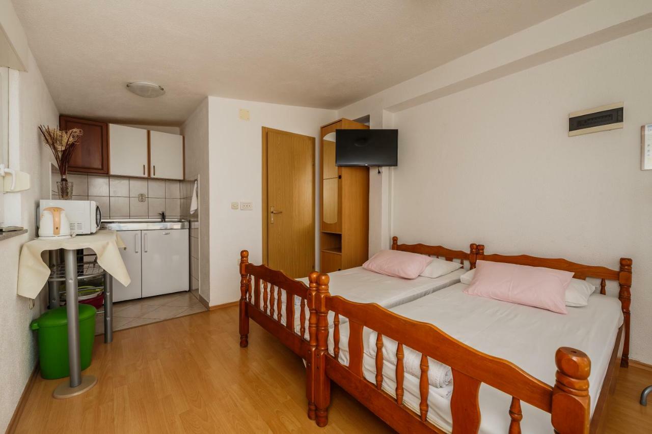 Apartments Mila Kastela Ngoại thất bức ảnh
