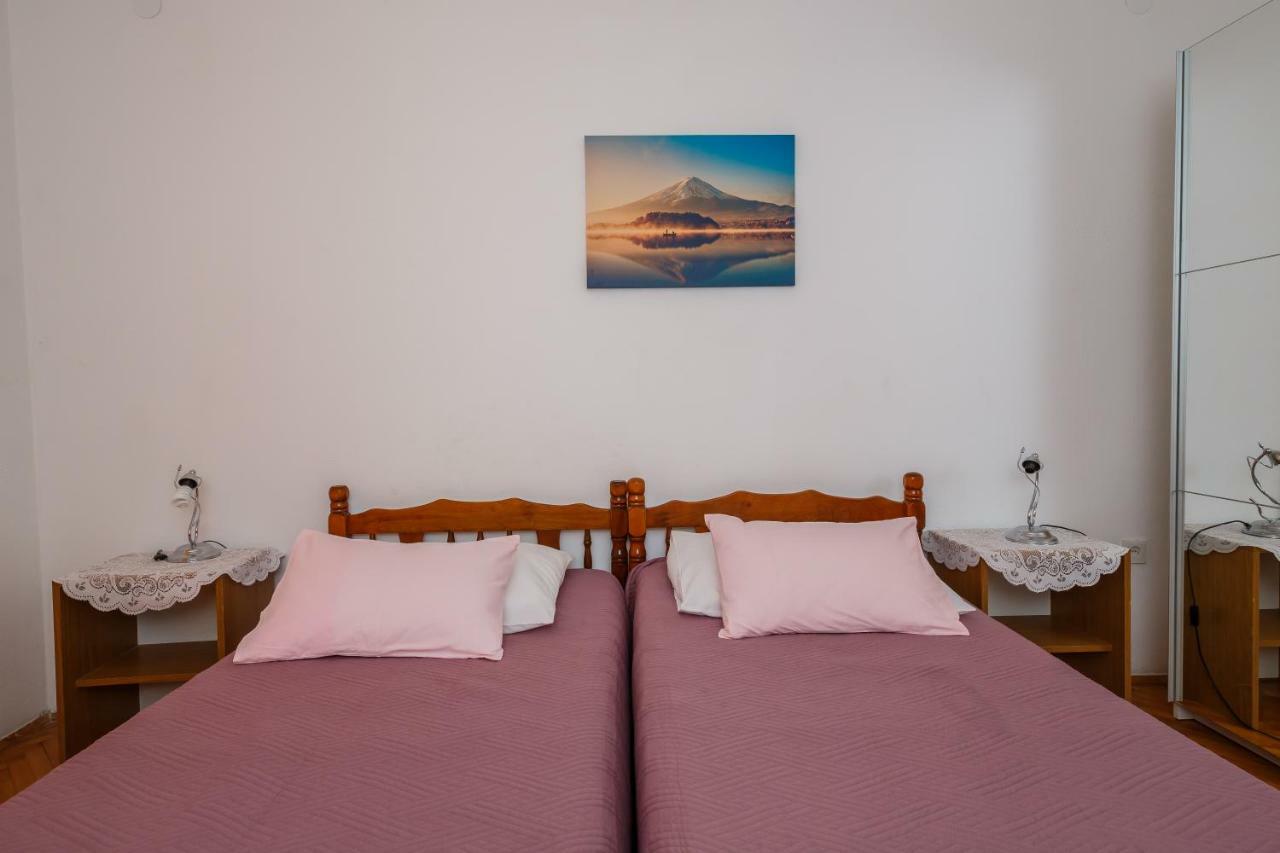 Apartments Mila Kastela Ngoại thất bức ảnh