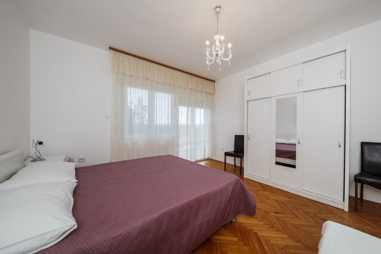 Apartments Mila Kastela Ngoại thất bức ảnh