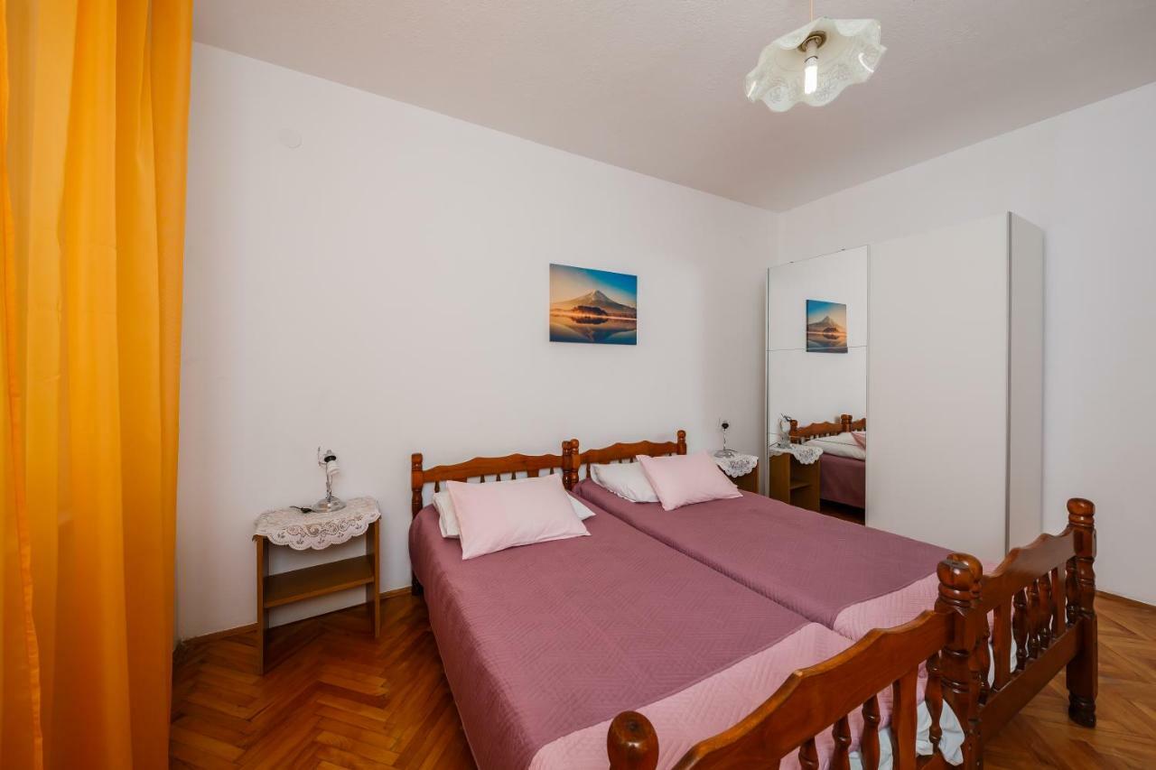 Apartments Mila Kastela Ngoại thất bức ảnh