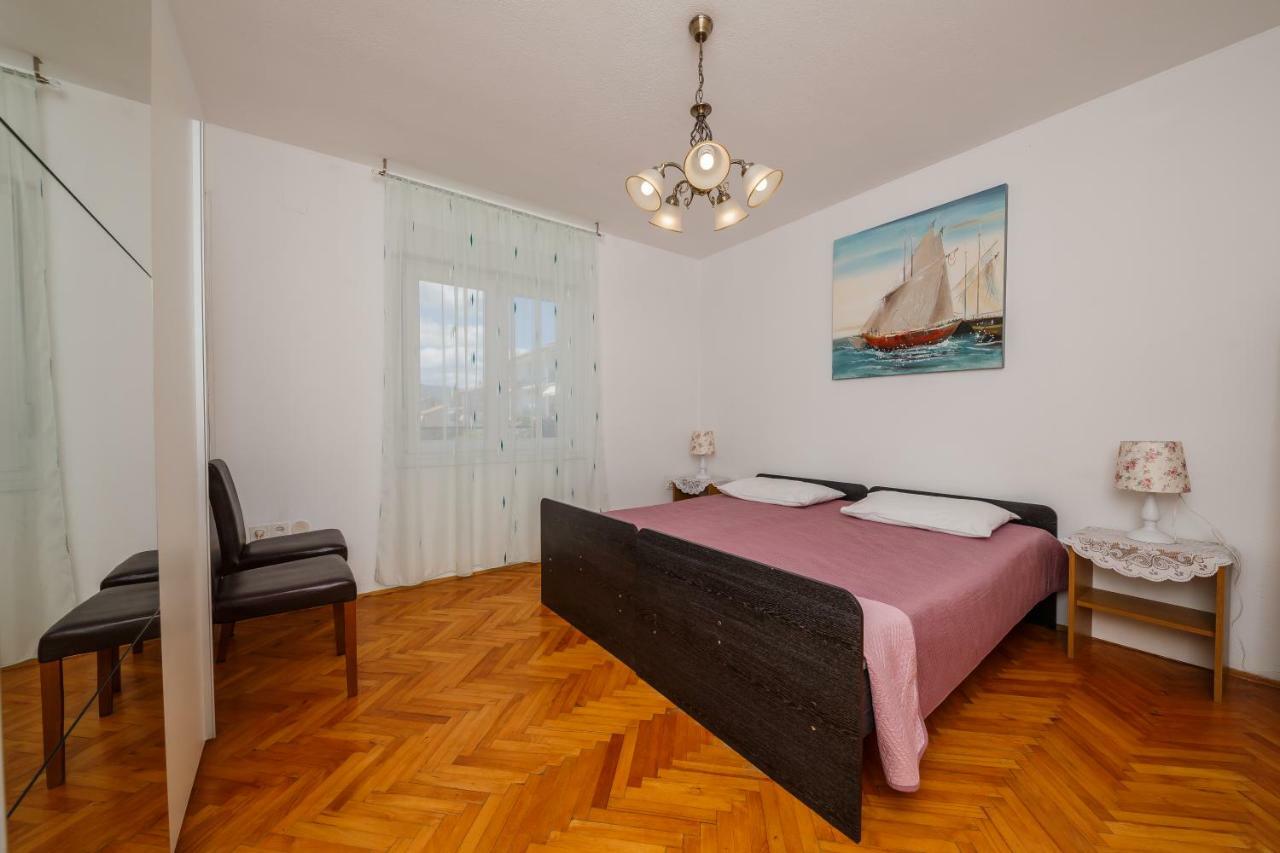 Apartments Mila Kastela Ngoại thất bức ảnh