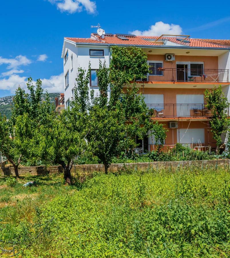 Apartments Mila Kastela Ngoại thất bức ảnh