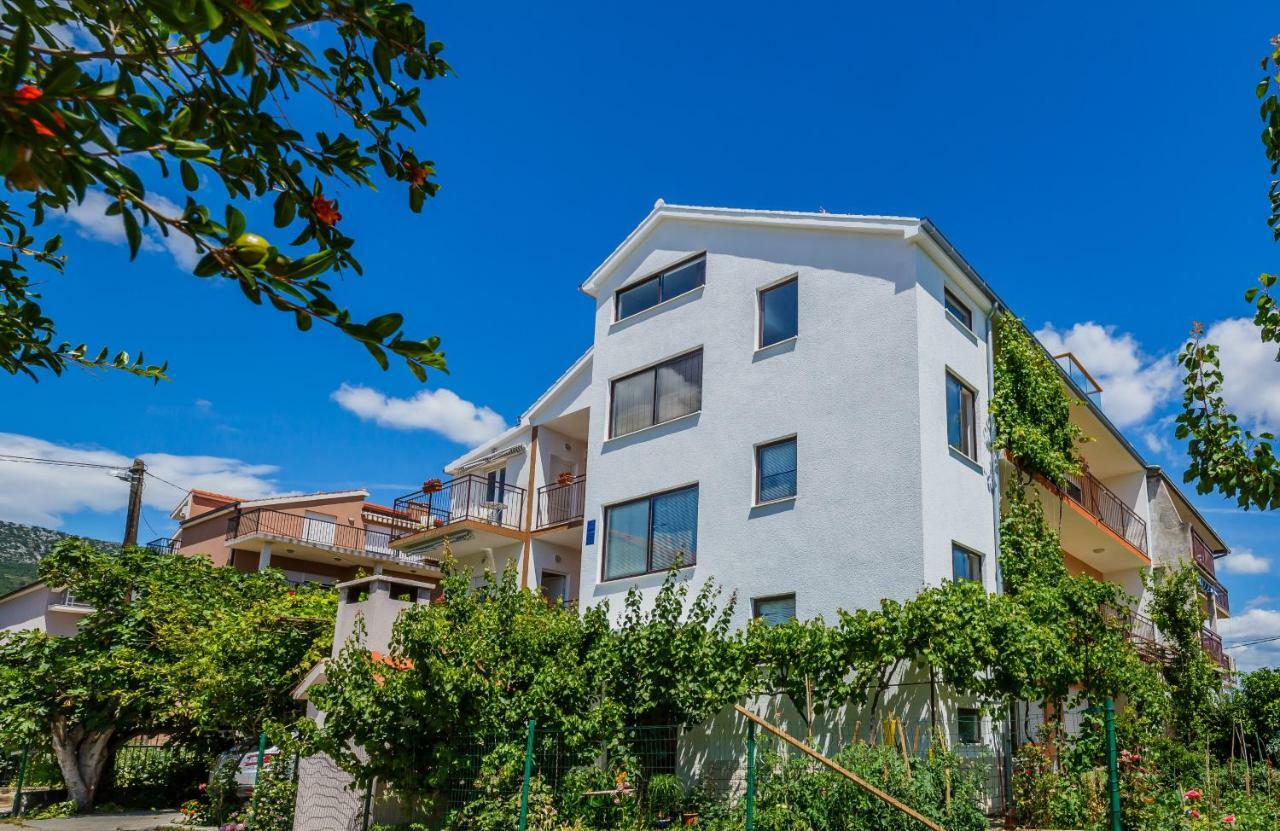 Apartments Mila Kastela Ngoại thất bức ảnh